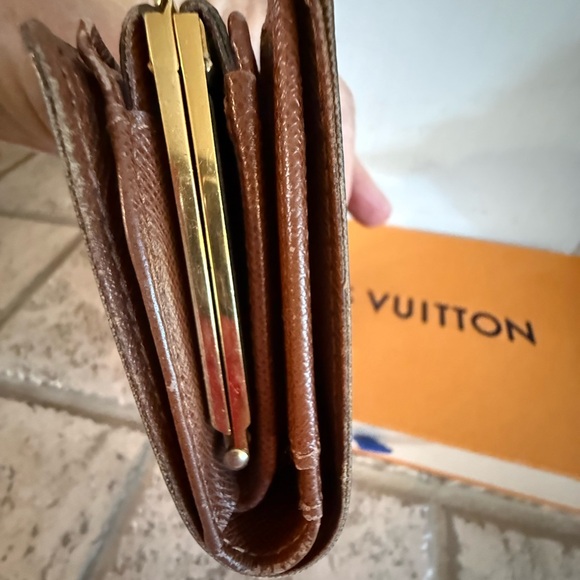 Louis Vuitton kiss lock Portefeuille Viennois canvas Monogram wallet - Picture 4 of 16